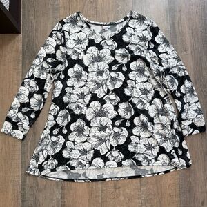 LuLaRoe Black and White Floral Long Sleeve Top